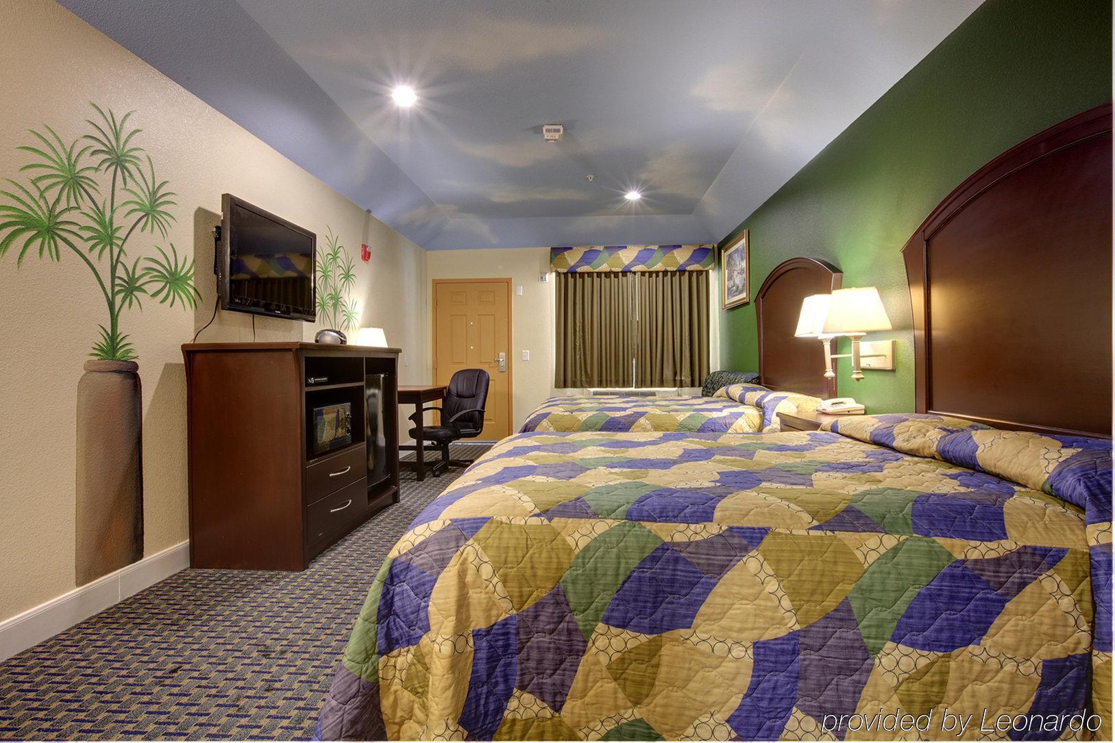 Americas Best Value Inn And Suites Houston / Tomball Parkway Номер фото